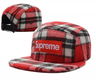 Supreme snapback-01