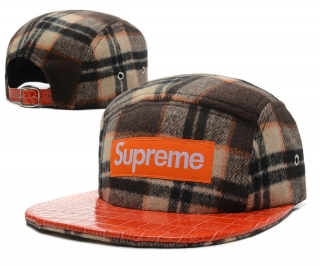 Supreme snapback-02