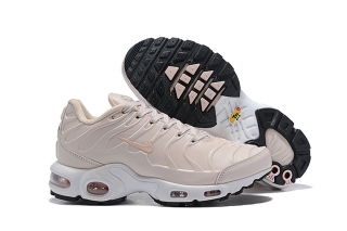 NIKE WMNS AIR MAX PLUS-8010